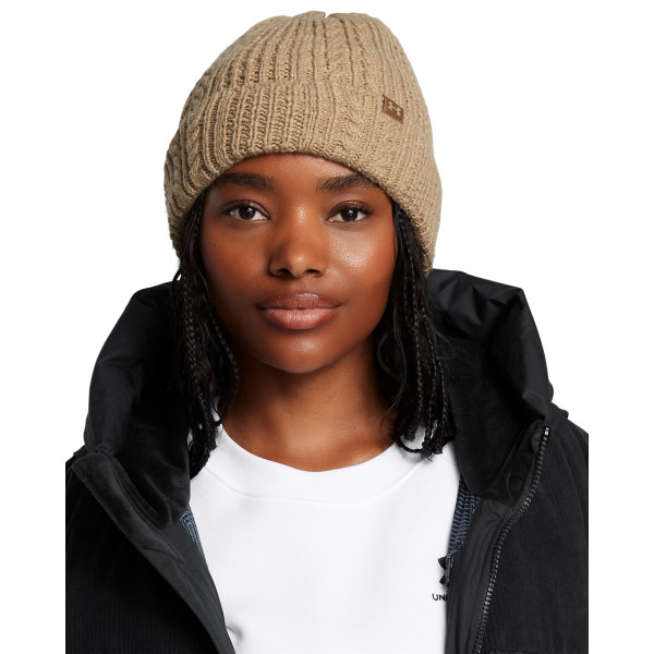 W HALFTIME CABLE KNIT BEANIE 