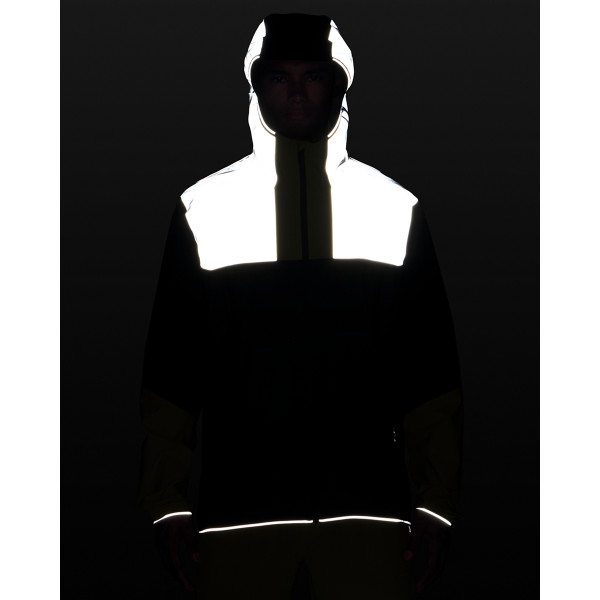 UA HALO RUN MENS JACKET 